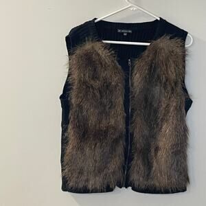 Adrianna Papell Vest LARGE zip up brown faux fur front black knit cable lined
